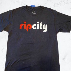 RIP CITY Trail Blazers Lillard T-Shirt in Medium